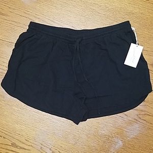 Universal Thread Black shorts